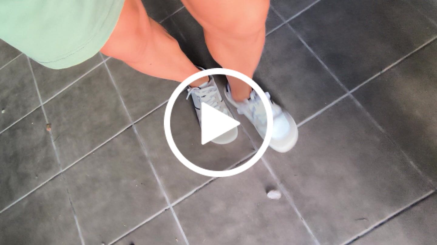 Customer video review of Roots Urban Gris