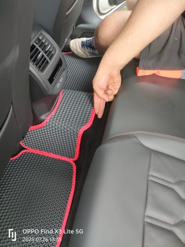 Christine S. review of Auto Fußmatten nach Maß - Vorne image 1 out of 3