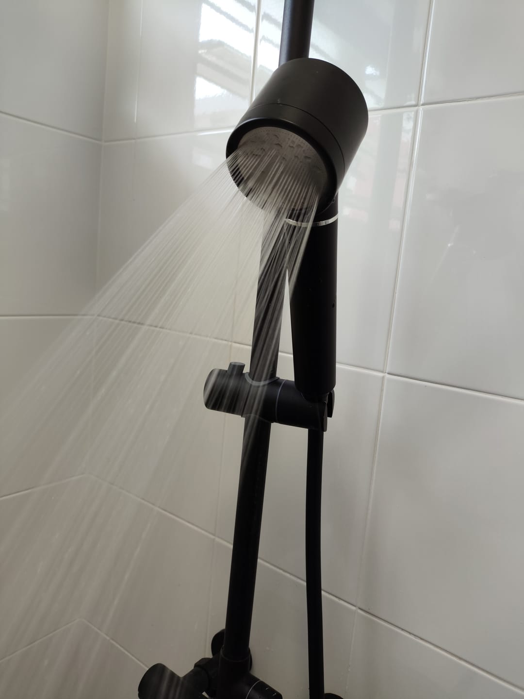 Customer photo review of Filtered Showerhead - Matte Black
