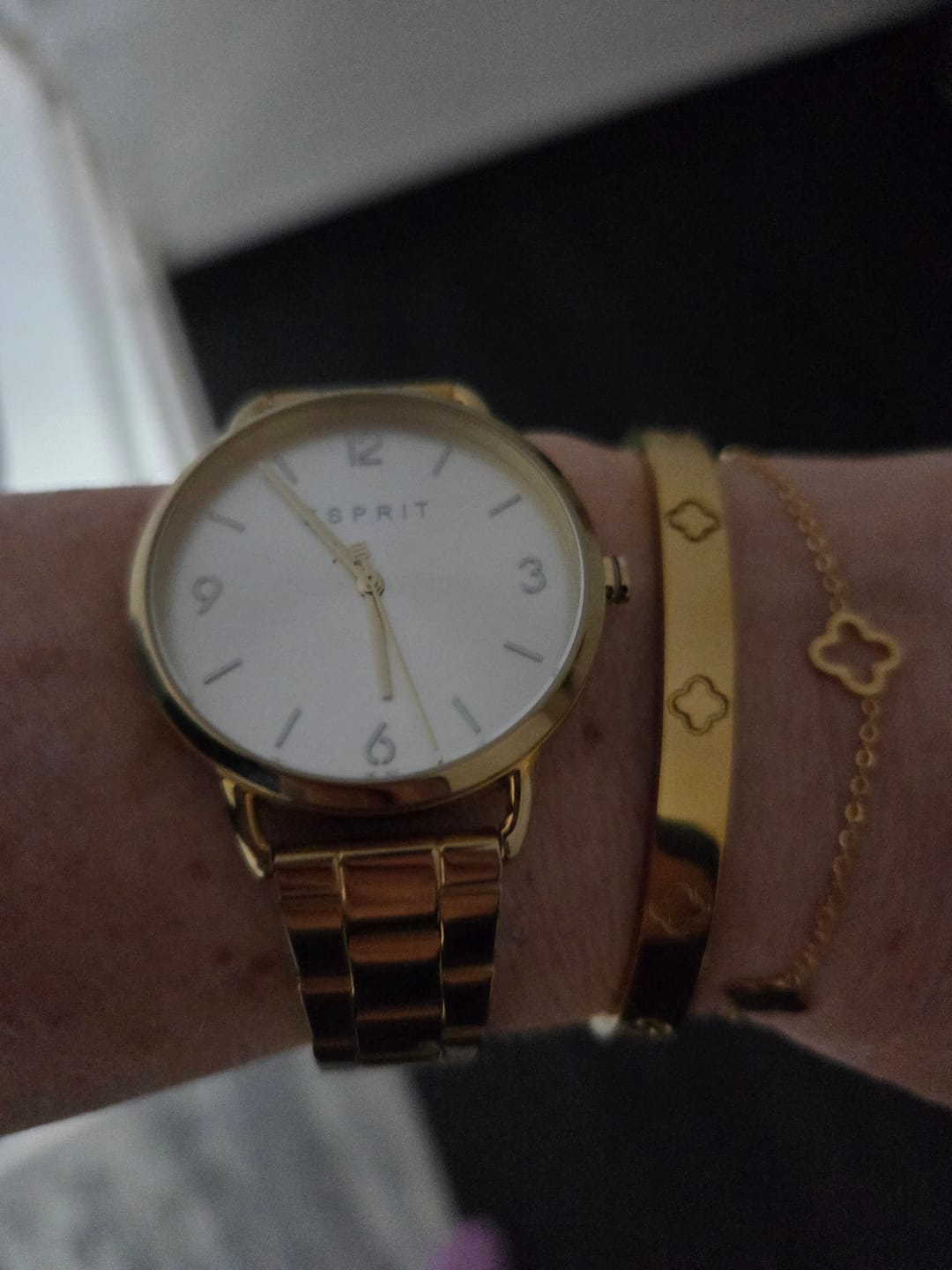 Customer photo review of Clover Armband | 18K vergoldet