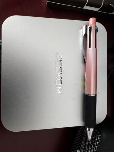 Customer photo review of GEEKOM AI PC A8 MAX ミニPC AMD Ryzen R7-8845HS/R9-8945HS