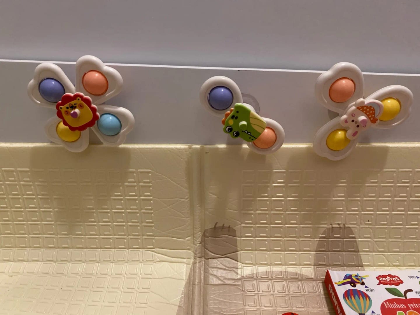 Customer photo review of Stick And Spin - Suction Spinning Toy