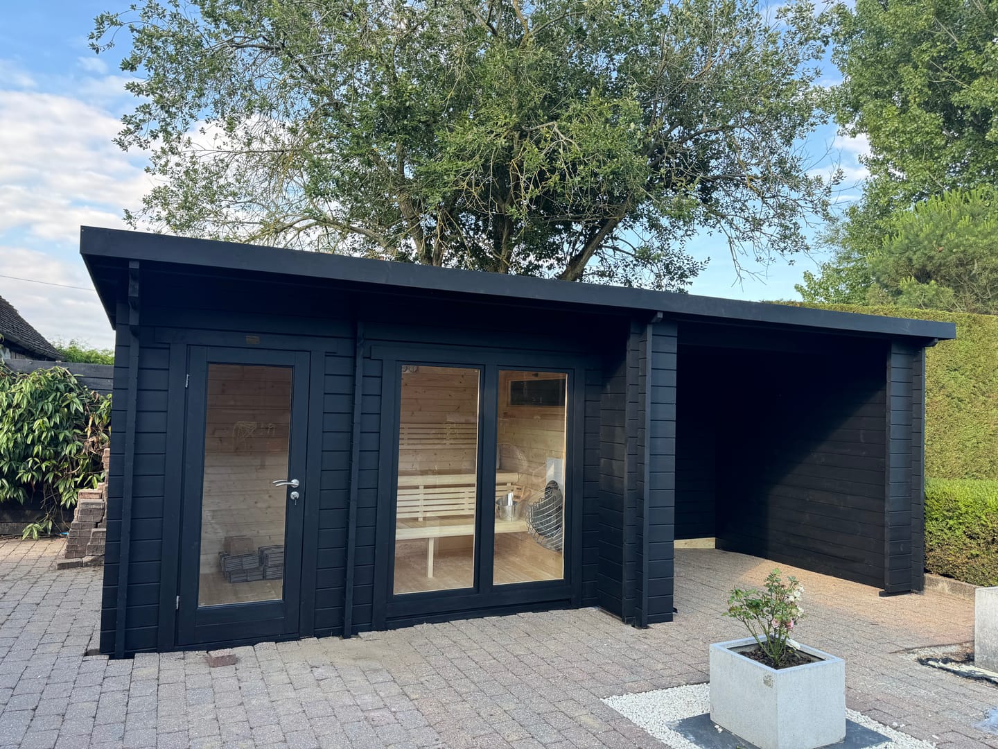 Customer photo review of The KeiCo Garden Spa - Outdoor Sauna Retreat