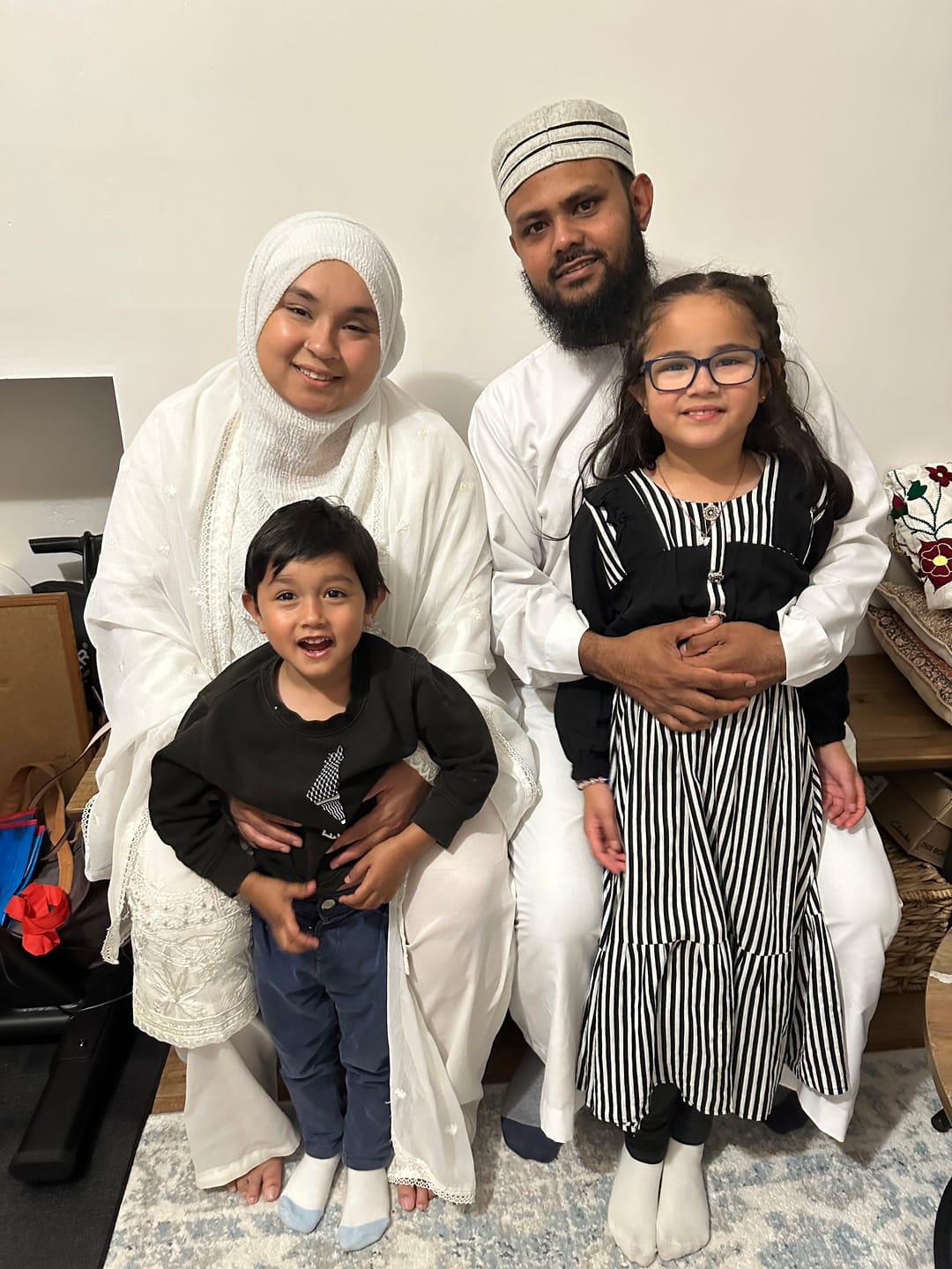 Customer photo review of WHITE 3 PIECE SUIT