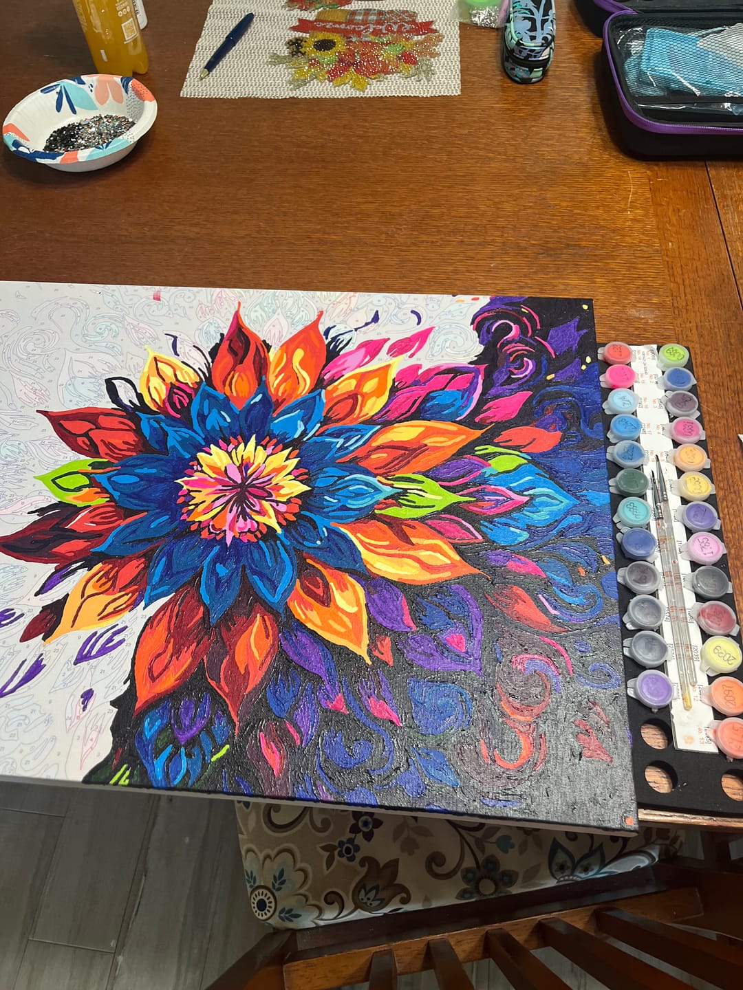 Customer photo review of Trippy Floral Ensembles