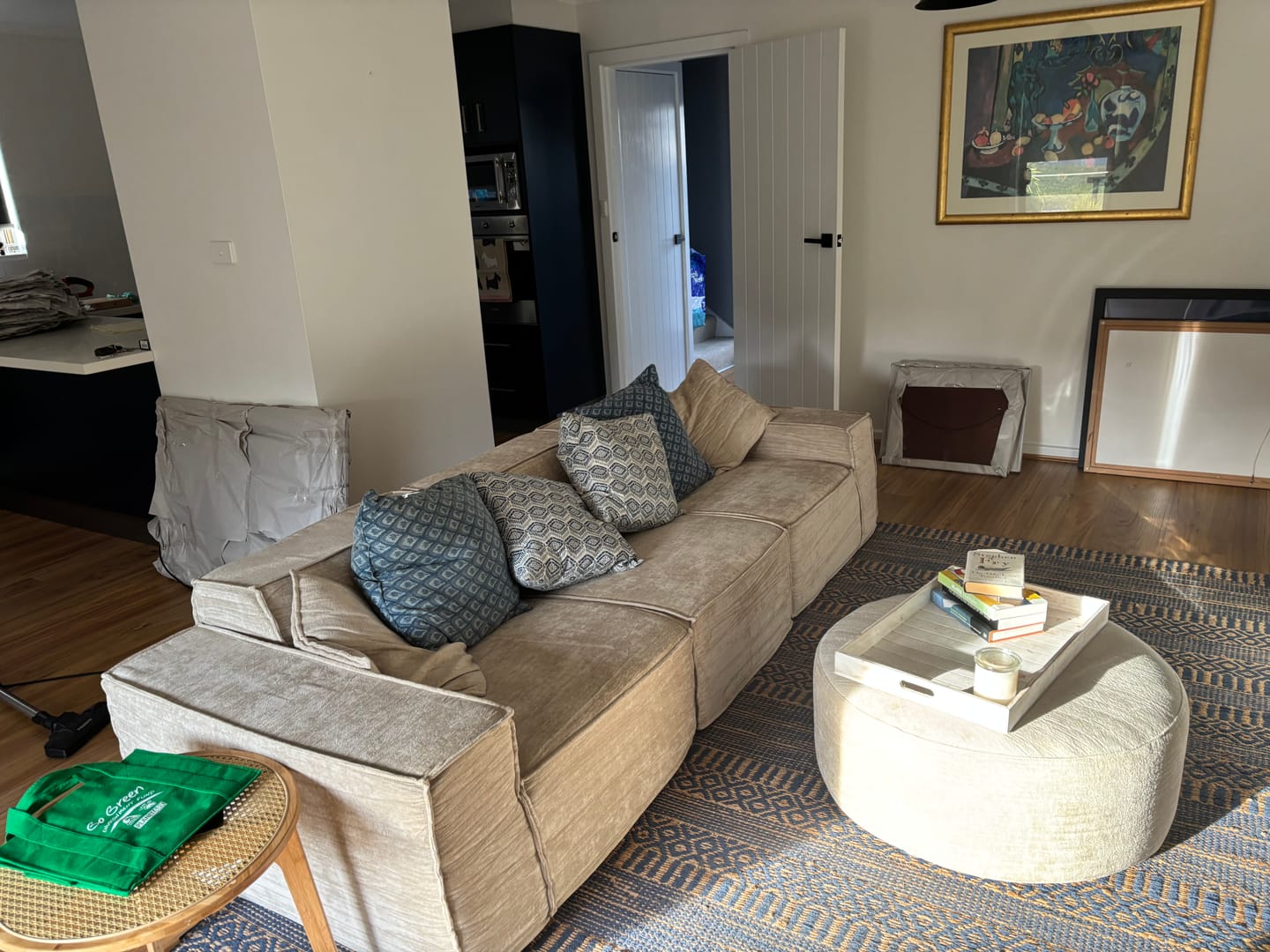 Customer photo review of C8 Round Pouf Ottoman