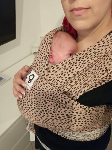 ביקורת עם תמונה מאת לקוח על Wrap Carrier - Cheetah