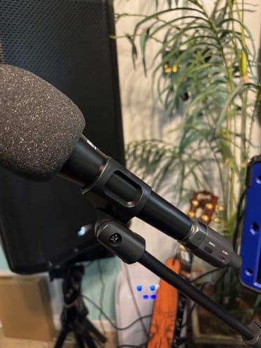 Customer photo review of XL-aiR UHF Wireless System for Dynamic Microphones – Pro XLR Audio, 165ft (50m) Range, 6-Hour Battery