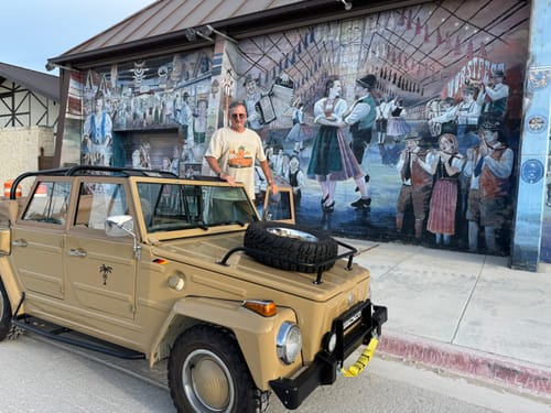 Customer photo review of Wurst Thing on Wheels