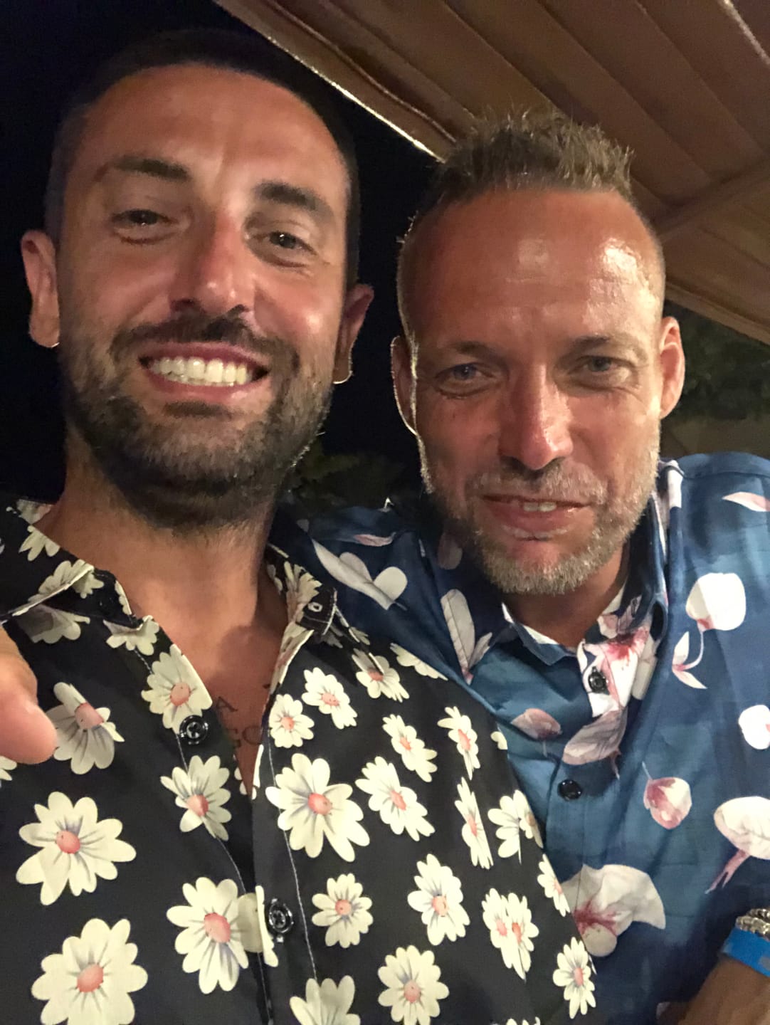 Customer photo review of chemise d'homme en pur coton à imprimé style de vacances hawaïennes