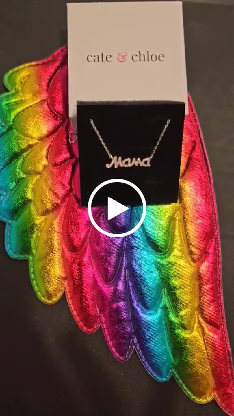 Customer video review of Dorothy 18k White Gold Plated Mama Necklace with Swarovski Crystals