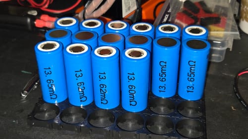 Customer photo review of JGNE 3.2V 26650 4000mAh 11.4A LiFePO4 Battery