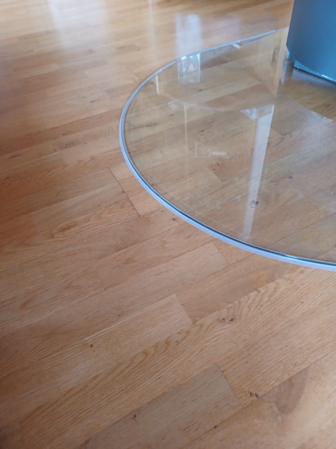 Customer photo review of Silikon-Dichtlippe Schmutzlippe für Glasplatte, Kaminplatte, Ofenplatte, Bodenplatte - 4-fach MAX