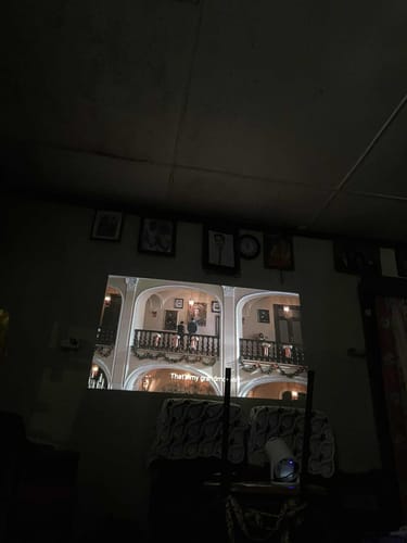 Customer photo review of MovieHub™ Ultra HD Projector