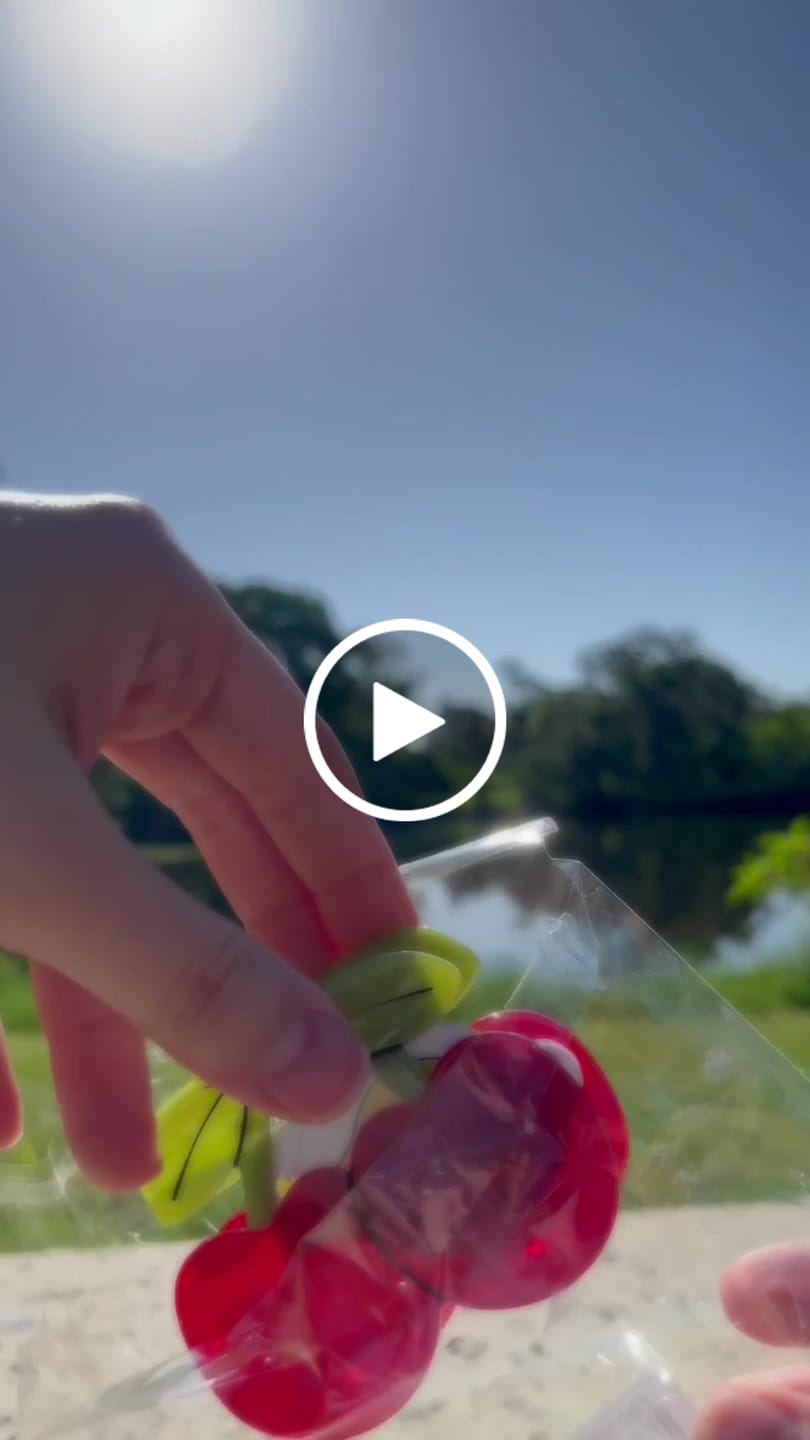 Customer video review of Large Maraschino Cherries Hair Claw Clip