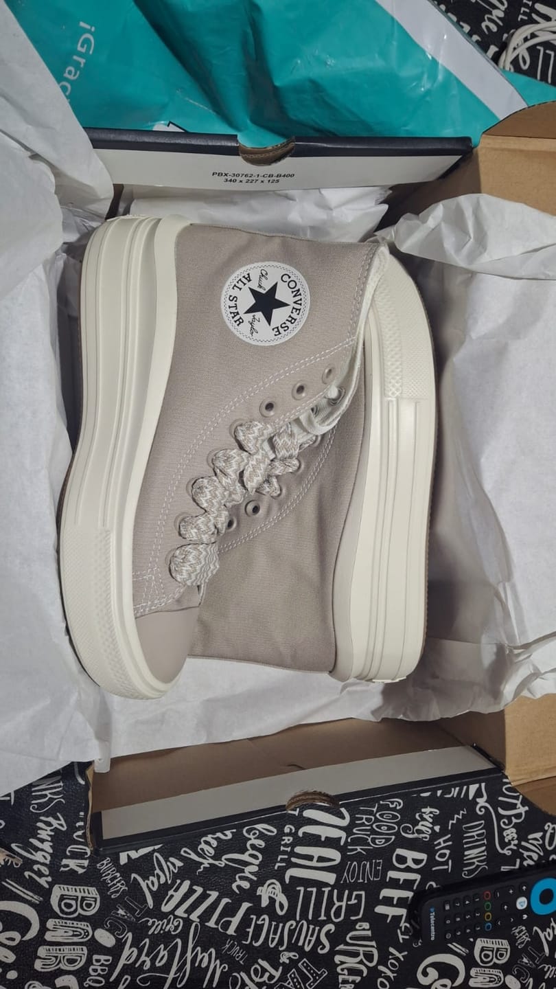 Customer photo review of Zapatillas Converse Chuck Taylor Move Hi Platform Beige