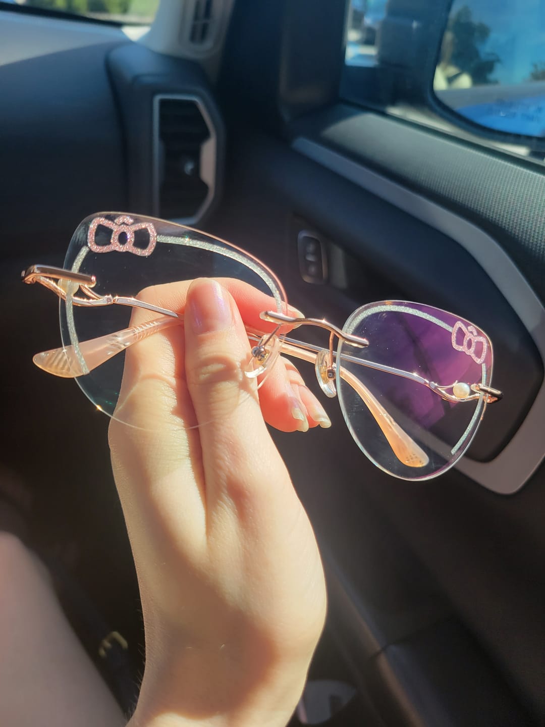 Customer photo review of Kitty Brille