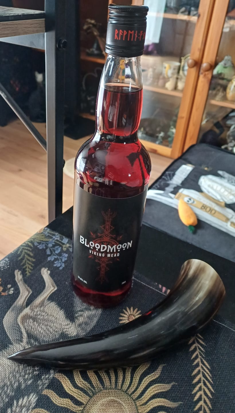 Customer photo review of BloodMoon - Viking Mead and FREE HORN
