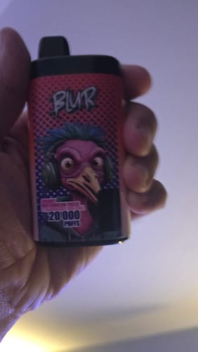 Customer photo review of Blur 20000 - Puff Jetable / Vape Disposable 2% Nicotine - Double Saveur