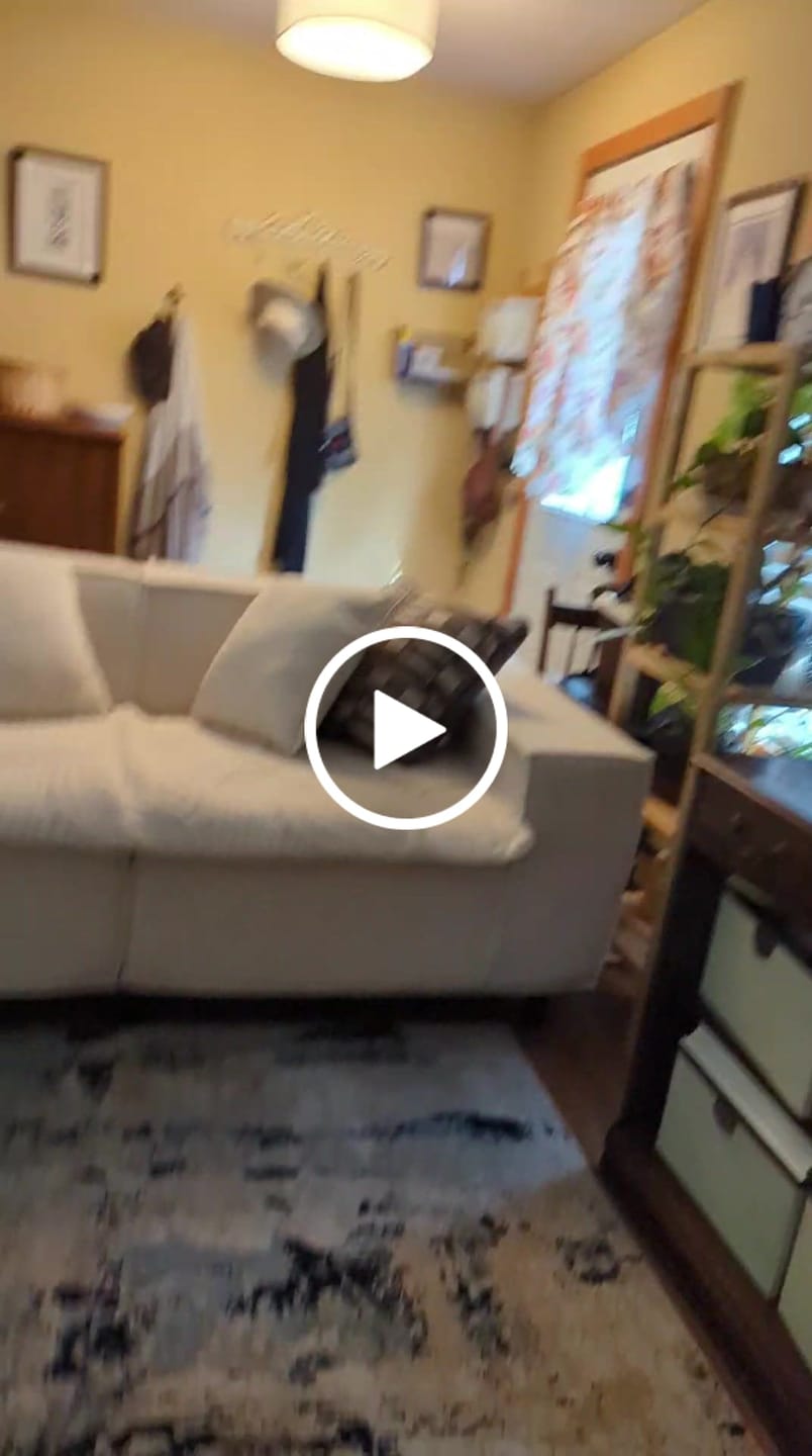 Customer video review of M1 Ottoman Sofa Seat