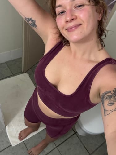 Customer photo review of Hemp Scoop Crop Top 2.0