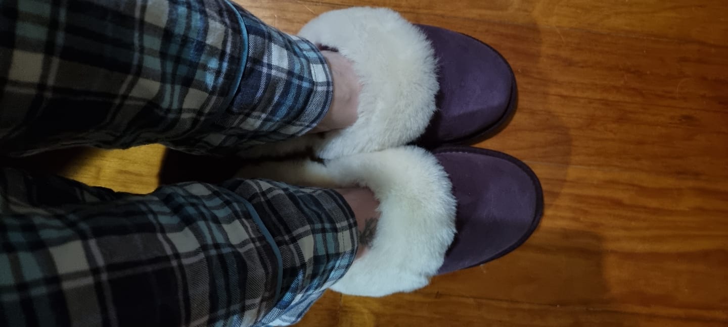 Customer photo review of Ladies Sheepskin Scuffs