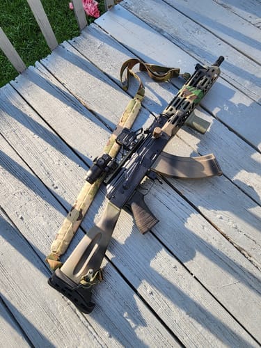 Customer photo review of BEEZ SLING