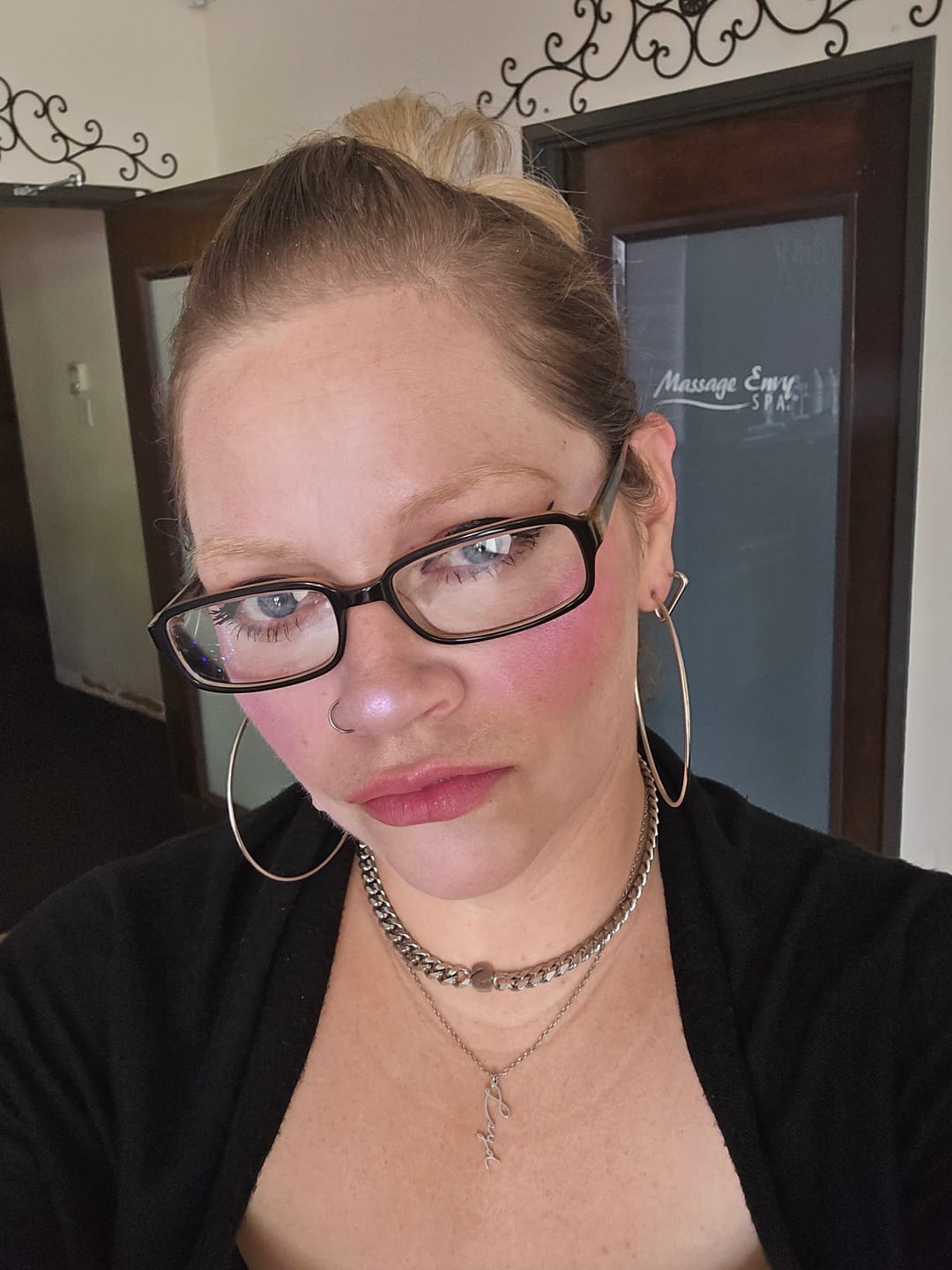 Customer photo review of Vertical Script Name Necklace