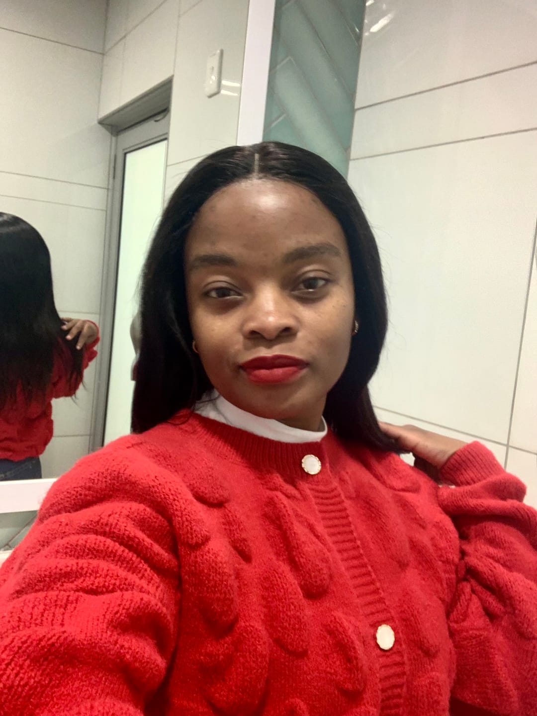 Customer photo review of JORDYN - Brazilian 4x4 Lace Wig