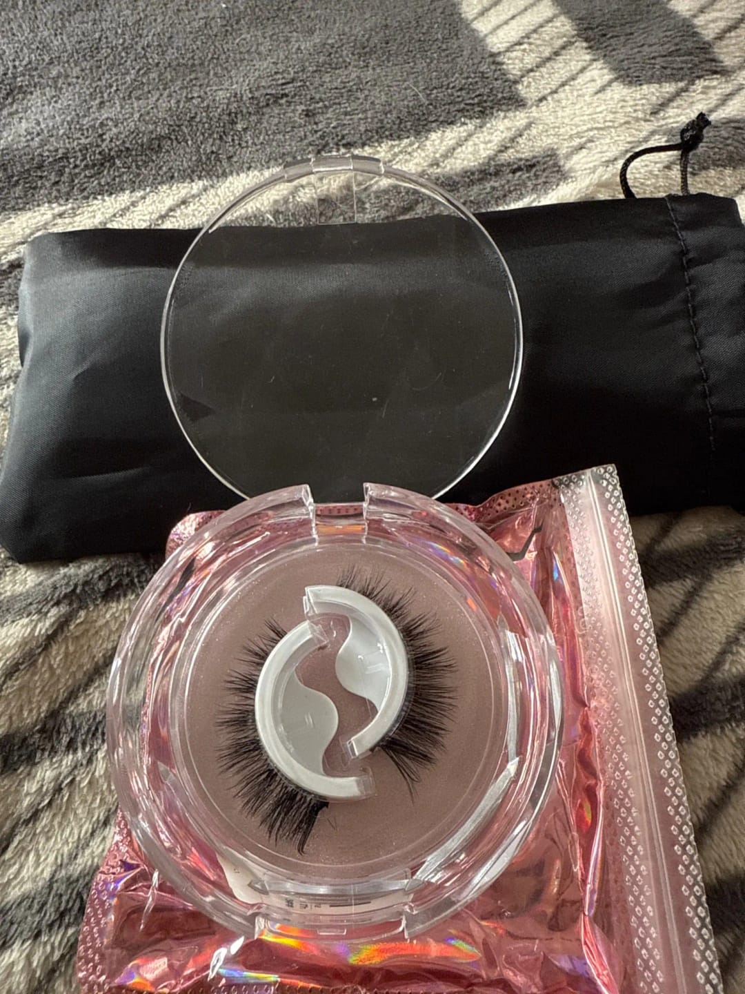 Customer photo review of Phansta™ Self-Adhesive Eyelash Extensions