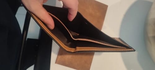 Customer photo review of Carbon Fiber Short Wallet With Zipper Change Bag Card Holder For Everyday Precision — Black | KIMLUD