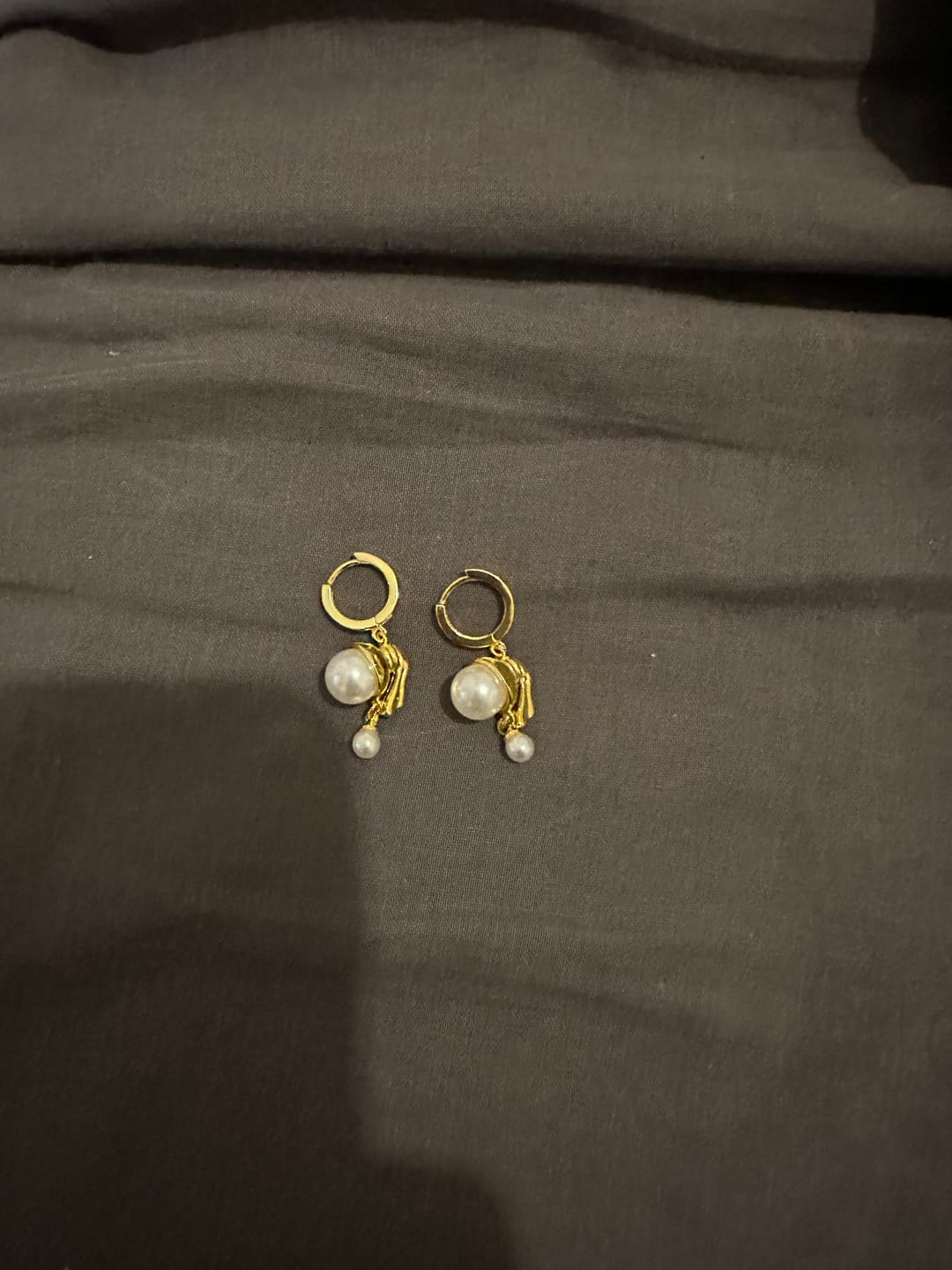 Customer photo review of Girl with a pearl vintage earrings