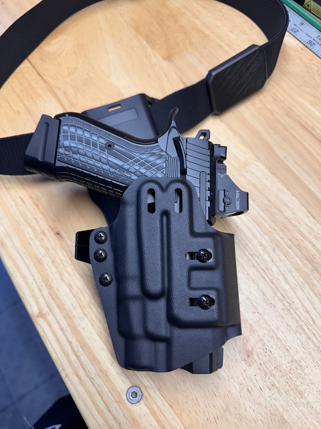 Customer photo review of Universal Light Covert IWB Holster