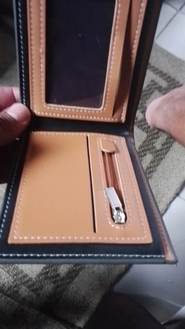 Customer photo review of Carbon Fiber Short Wallet With Zipper Change Bag Card Holder For Everyday Precision — Black | KIMLUD