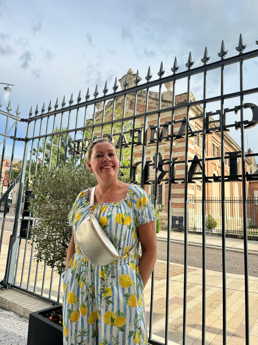 Customer photo review of Zadar Crossbody and Waist Bag