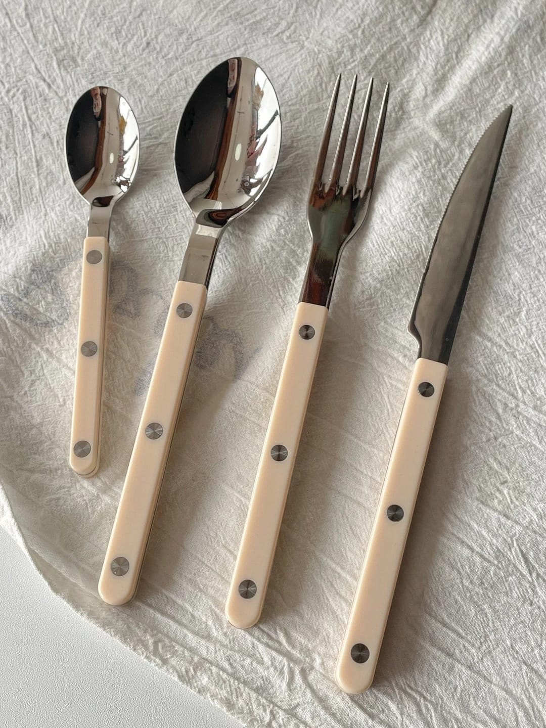 Customer photo review of Nordic Bistrot Style 8-Pics Flatware Set ( $4.9 Each ) - Bistrot Cutlery Set