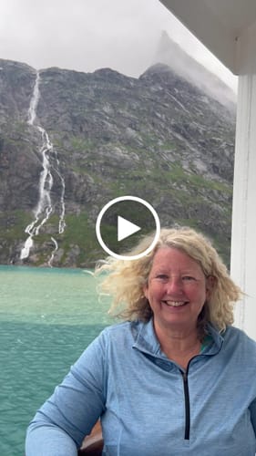 Customer video review of Vista Half-Zip Tunic