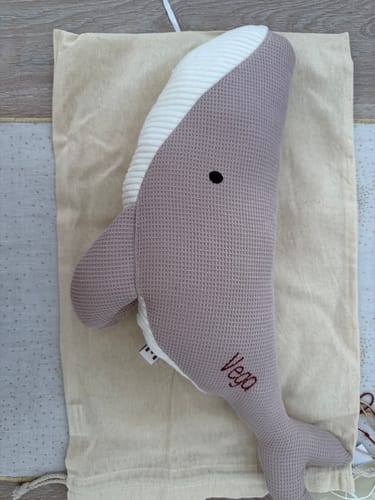 Customer photo review of Peluche Ballena Susi - ROSA