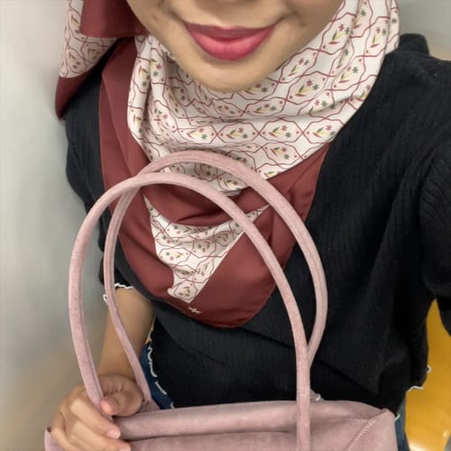 Customer photo review of Dahulu Square (Brown)