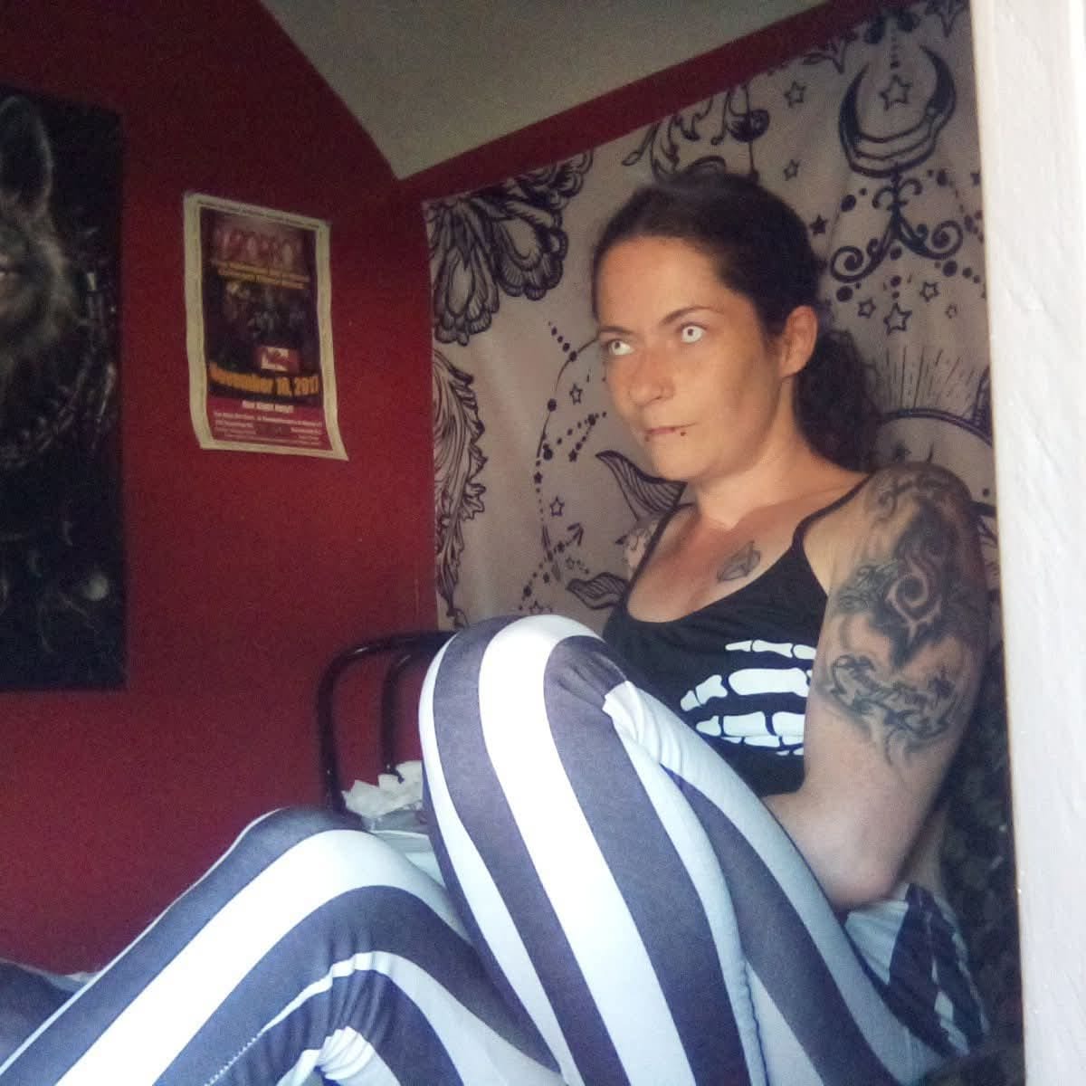 Customer photo review of Intense White Contacts