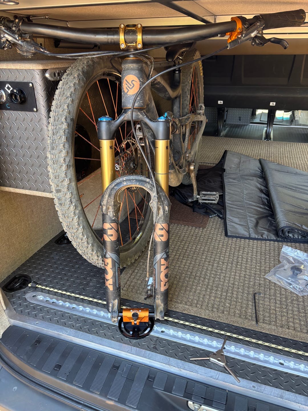 Customer photo review of Thru Axle Fork Mount