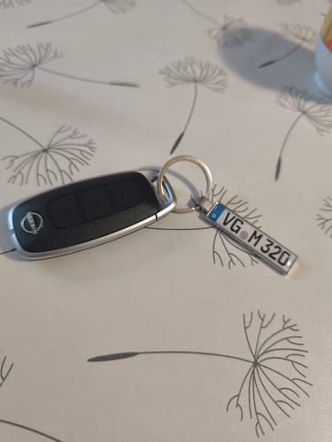 Customer photo review of Kennzeichen Schlüsselanhänger Mini Nummernschild Metall
