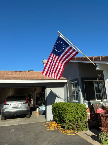 Customer photo review of 3' x 5' Betsy Ross Flag Set