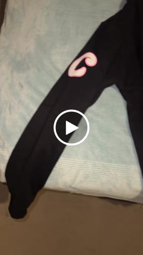 Customer video review of BLACK/PINK DREAMERS DIVISION HOODIE