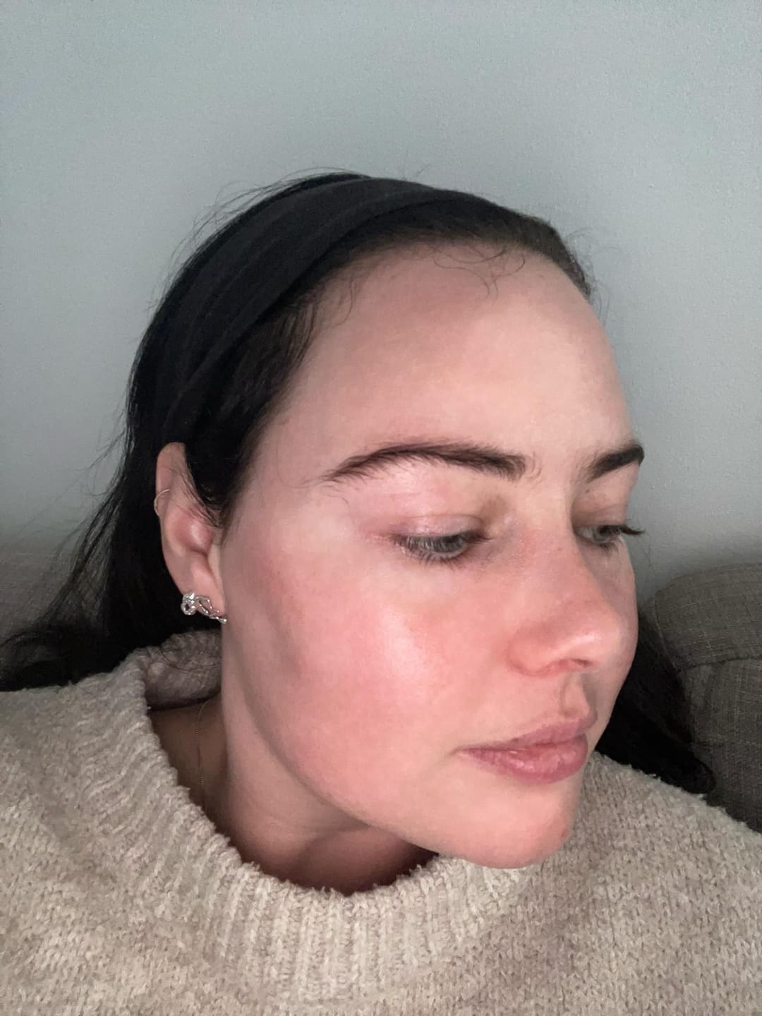 Customer photo review of Face Base Glazing Milk