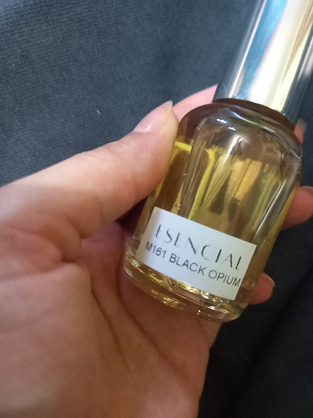 Customer photo review of M161 Inspirado en: Black Opium - Yves Saint Laurent