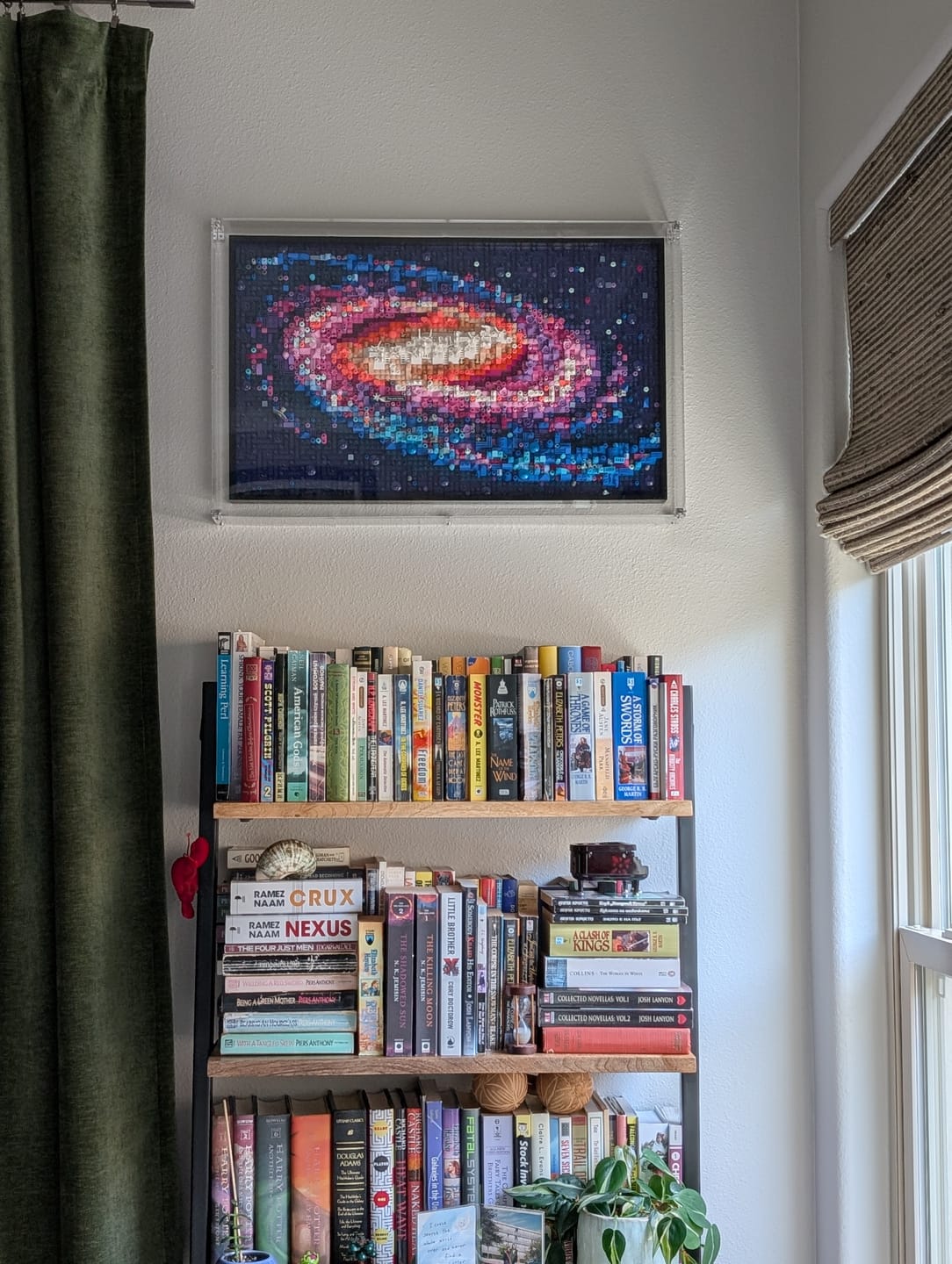Customer photo review of Wall Mounted Display Case for LEGO® 31212 Art The Milky Way Galaxy