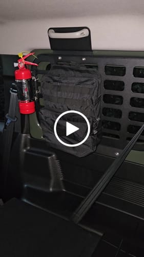 Customer video review of Organizador de Ventana para Suzuki Jimny