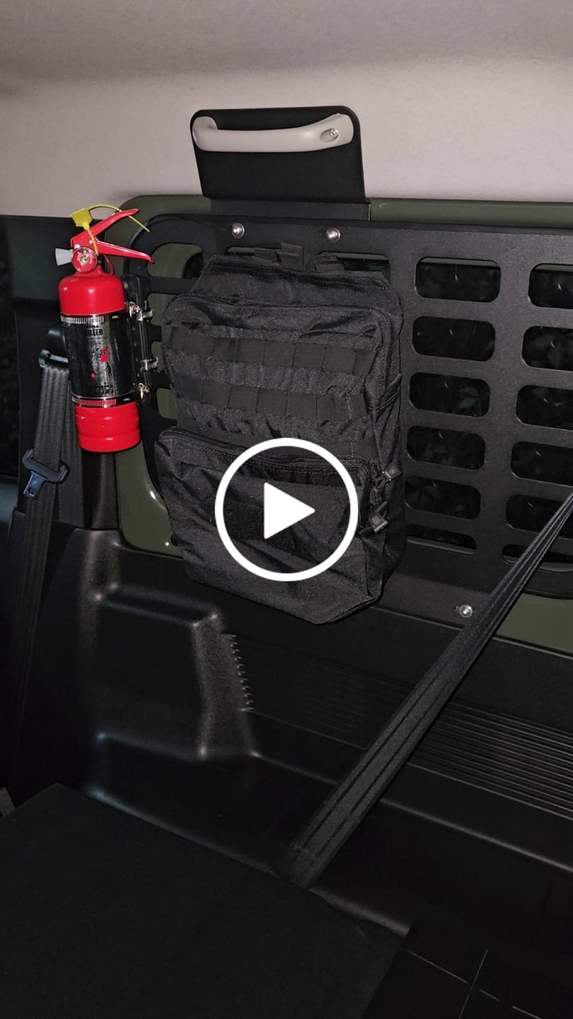 Customer video review of Organizador de Ventana para Suzuki Jimny