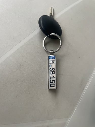 Customer photo review of Kennzeichen Schlüsselanhänger Mini Nummernschild Metall